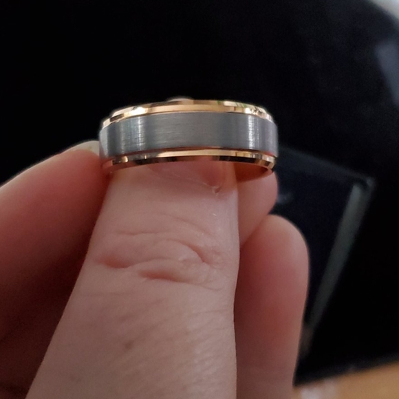 Tungsten ring - Picture 3 of 3